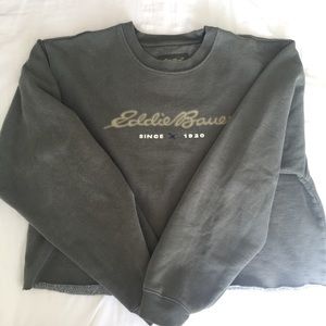 olive green eddie bauer crewneck